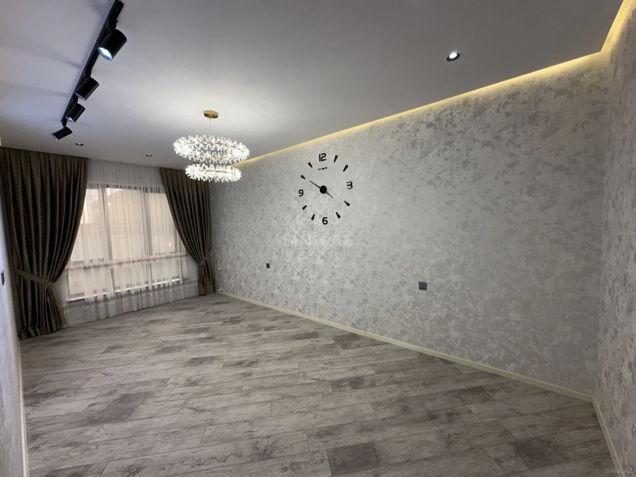 Satılır 4 otaqlı həyət evi 117 m²