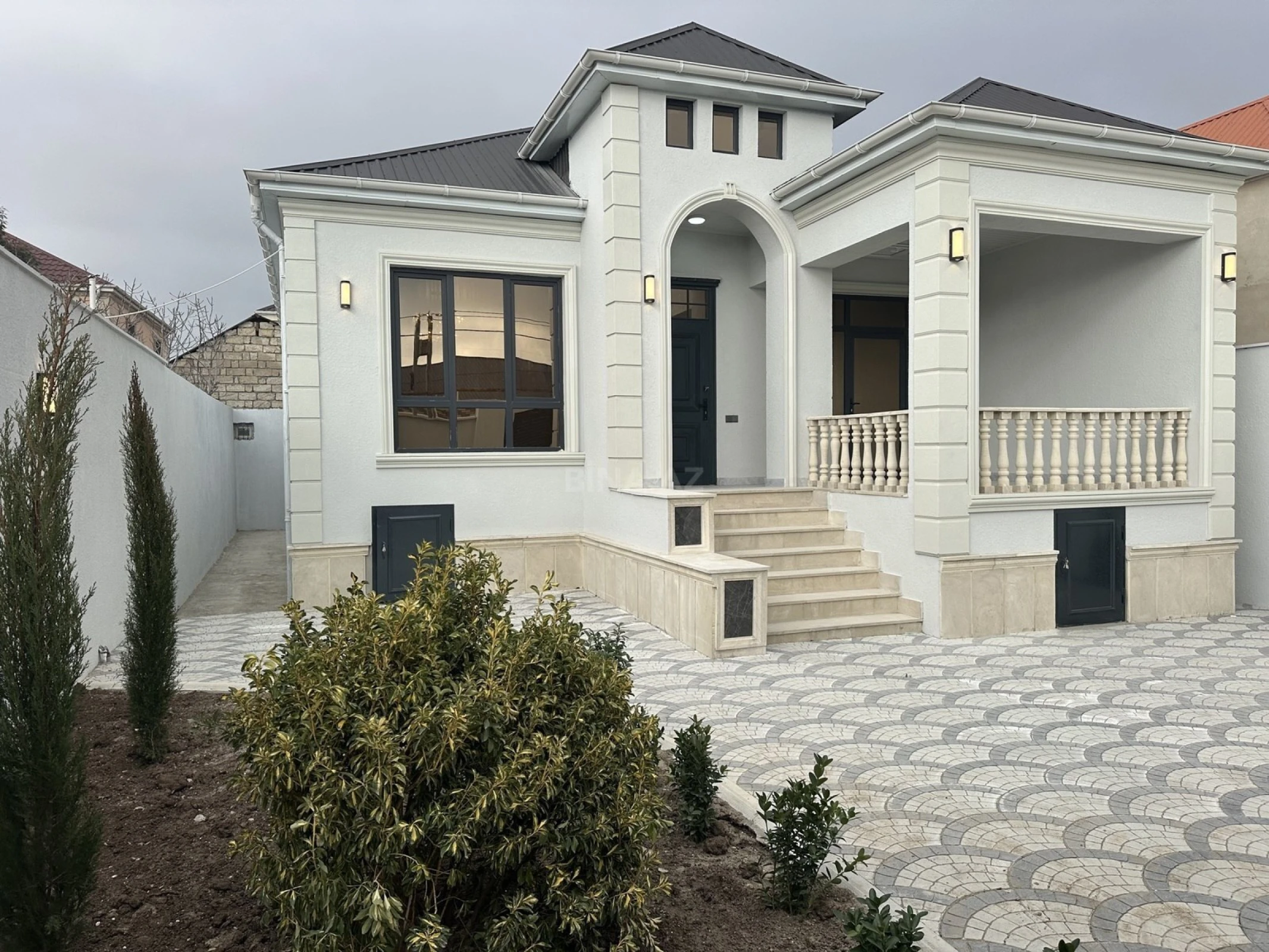 Satılır 4 otaqlı həyət evi 117 m²