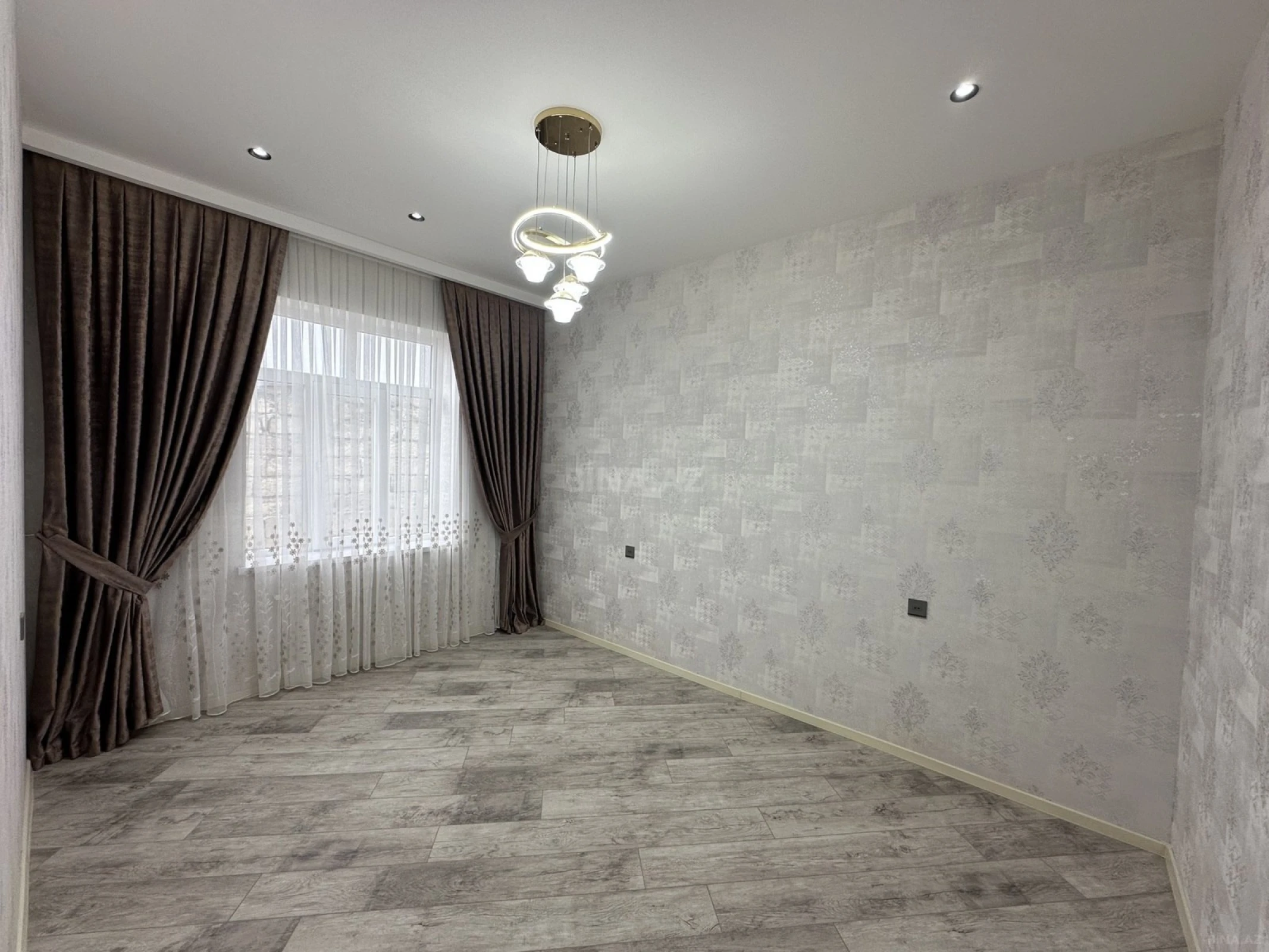 Satılır 4 otaqlı həyət evi 117 m²