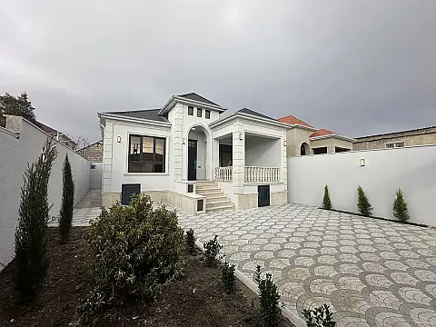 Satılır 4 otaqlı həyət evi 117 m²