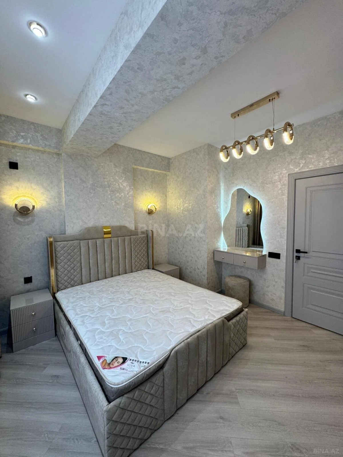 Satılır 3 otaqlı mənzil 90 m²