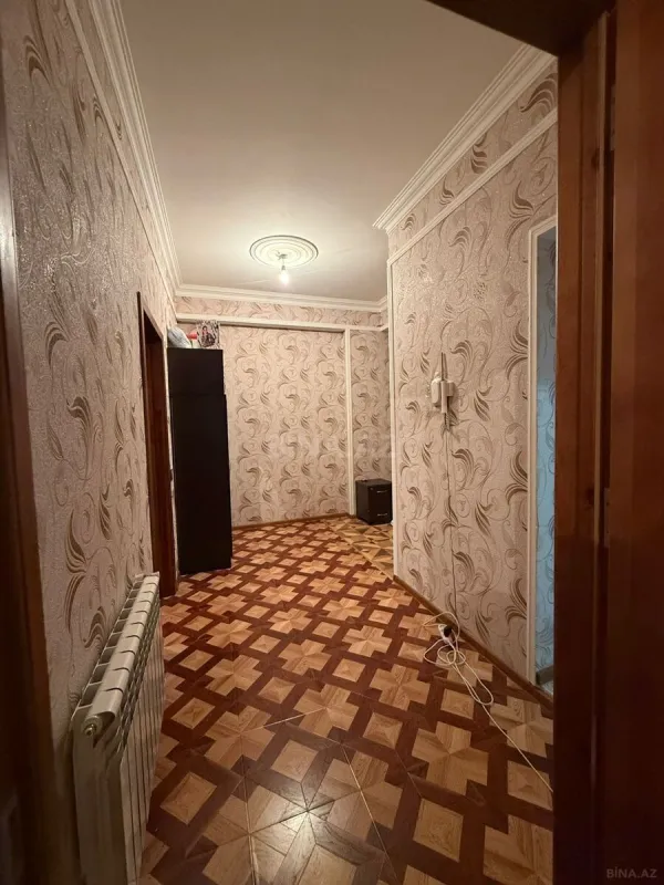 Satılır 2 otaqlı mənzil 75 m²