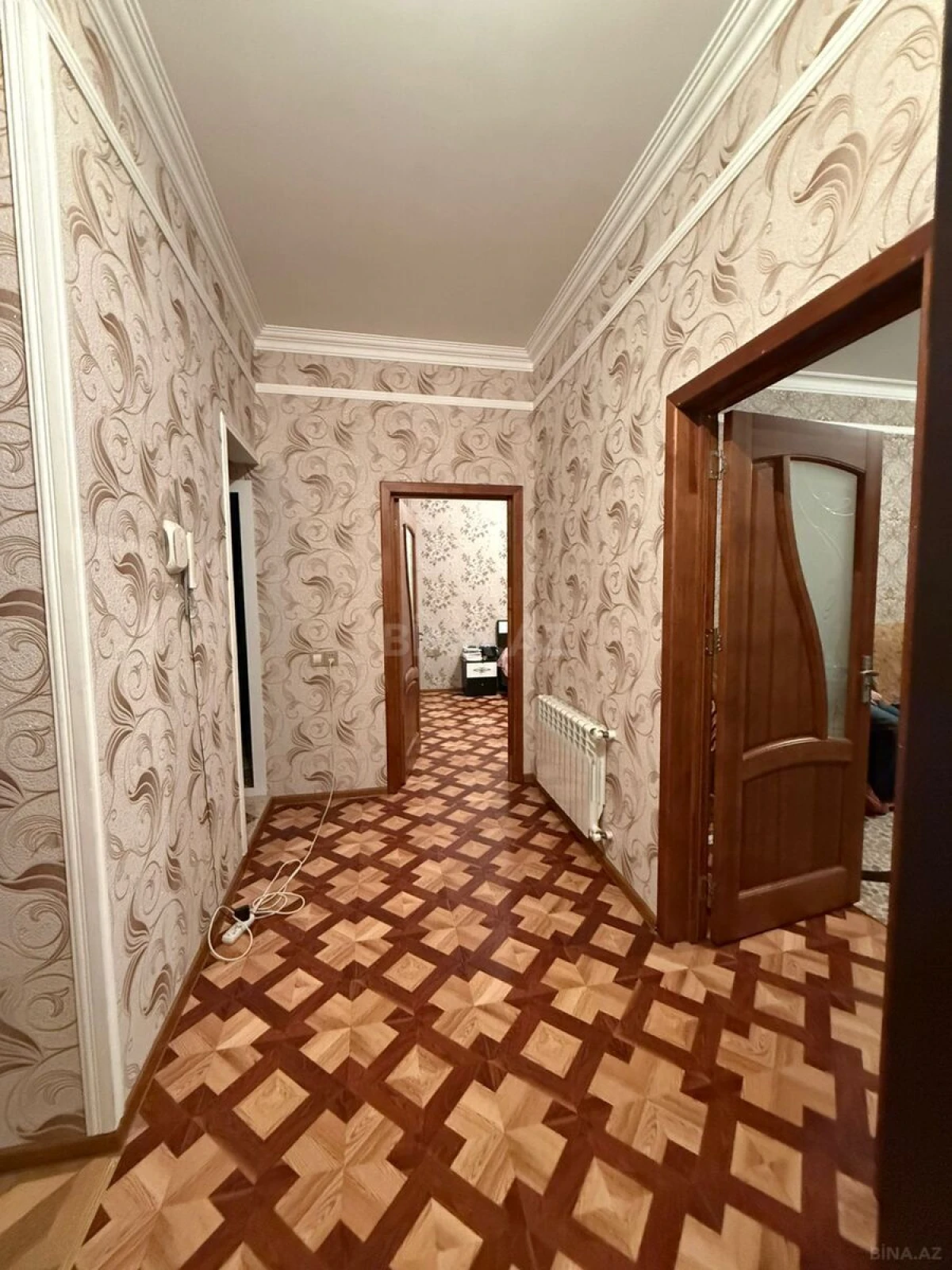 Satılır 2 otaqlı mənzil 75 m²