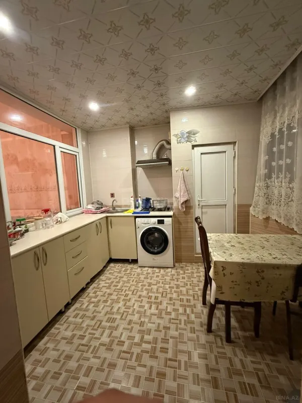 Satılır 2 otaqlı mənzil 75 m²