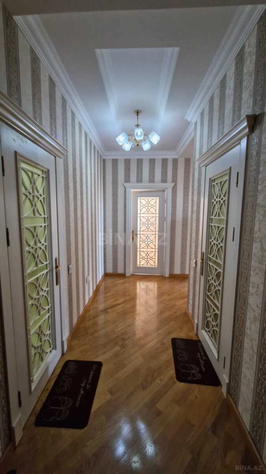 Satılır 3 otaqlı mənzil 110 m²