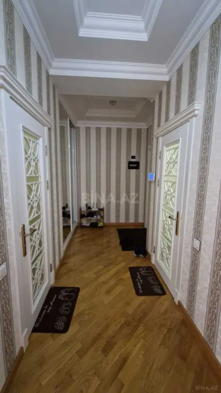 Satılır 3 otaqlı mənzil 110 m²