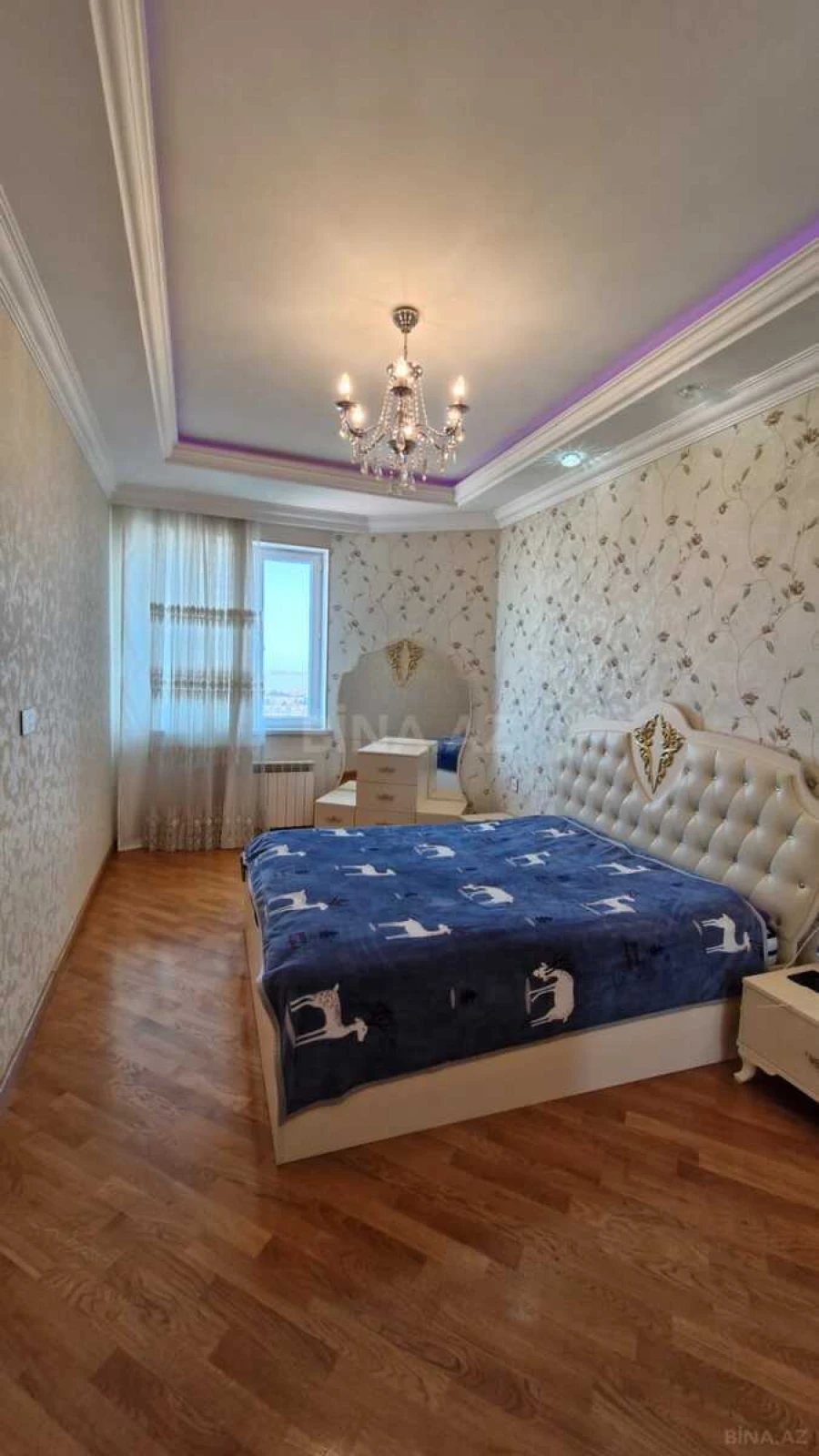 Satılır 3 otaqlı mənzil 110 m²