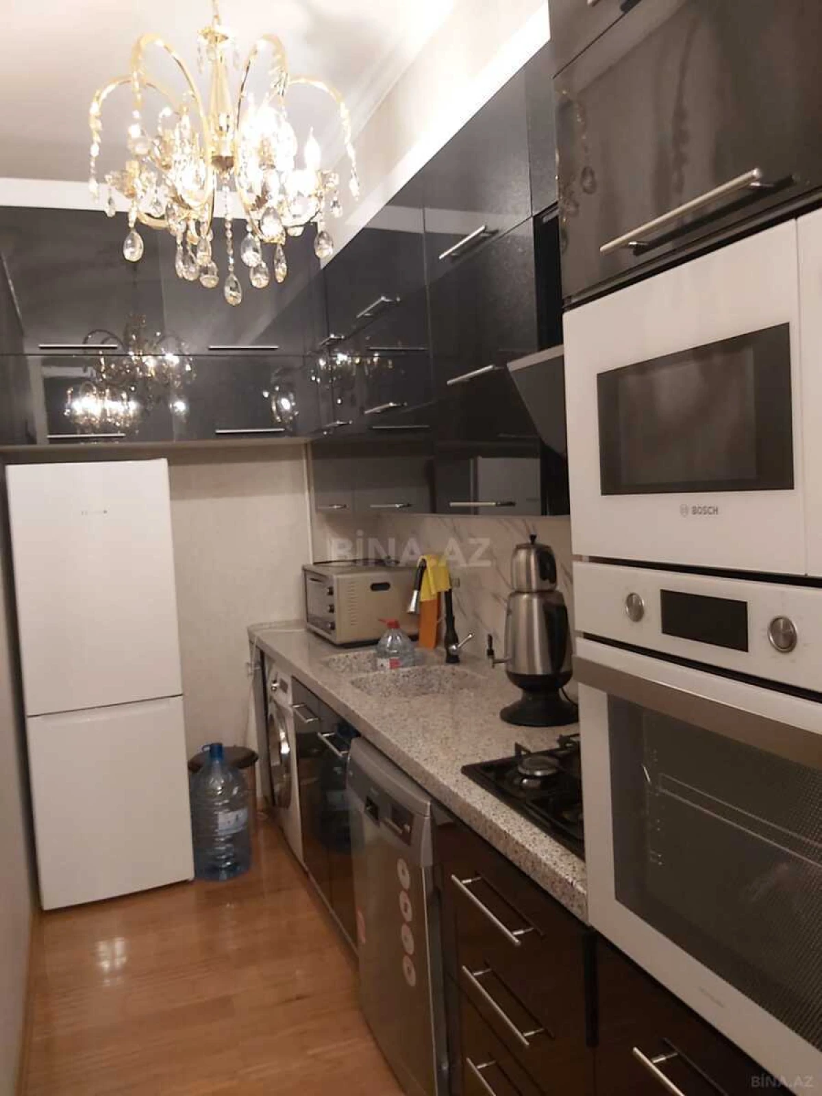 Kirayə verilir 2 otaqlı mənzil 60 m²