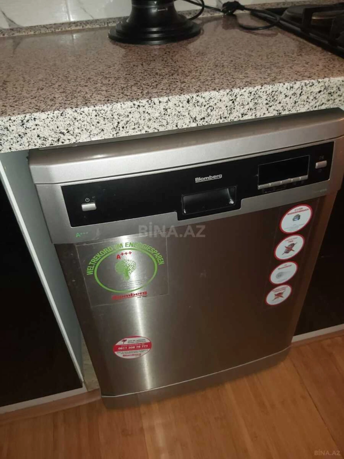 Kirayə verilir 2 otaqlı mənzil 60 m²