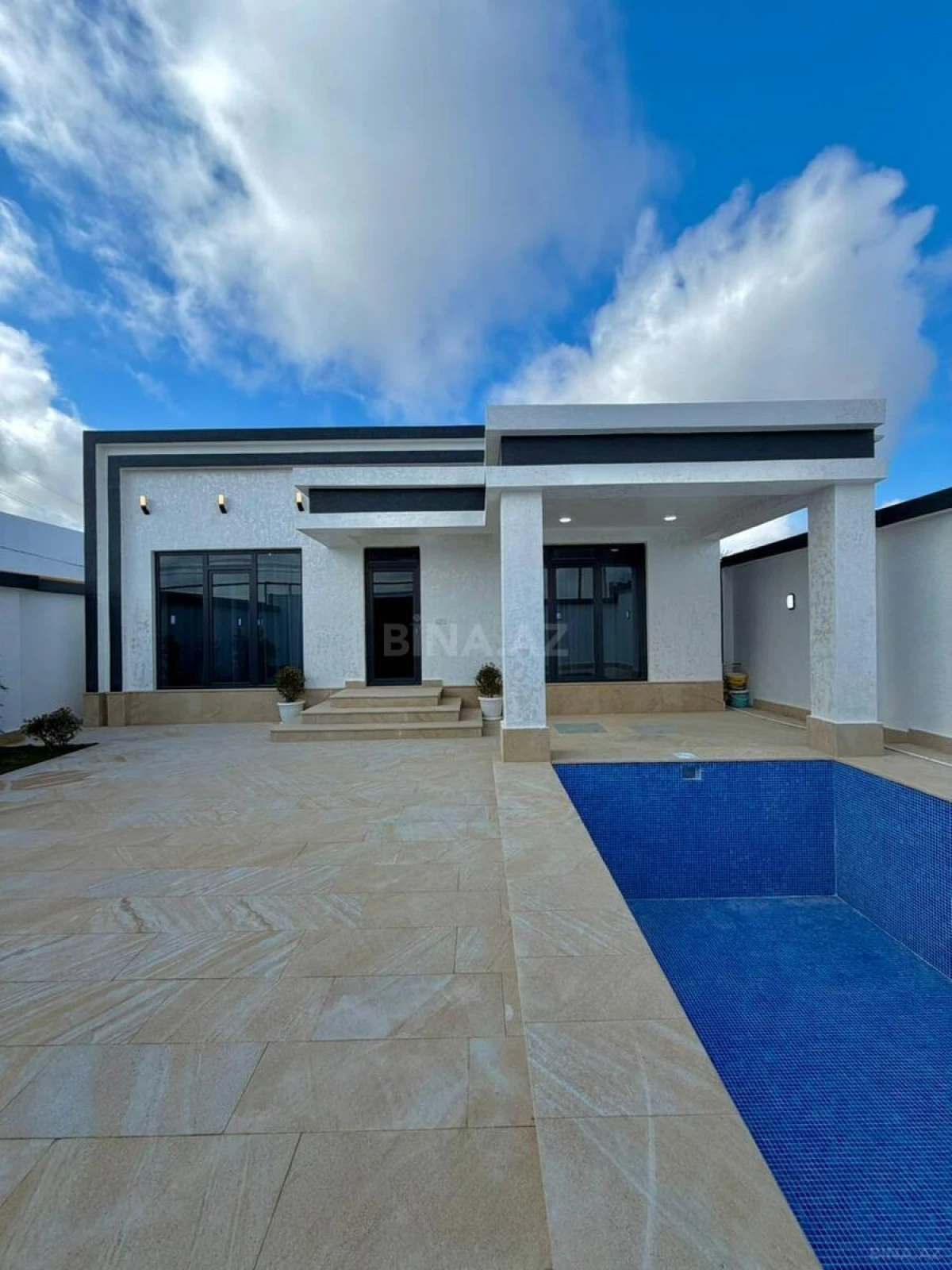 Satılır 4 otaqlı həyət evi 120 m²