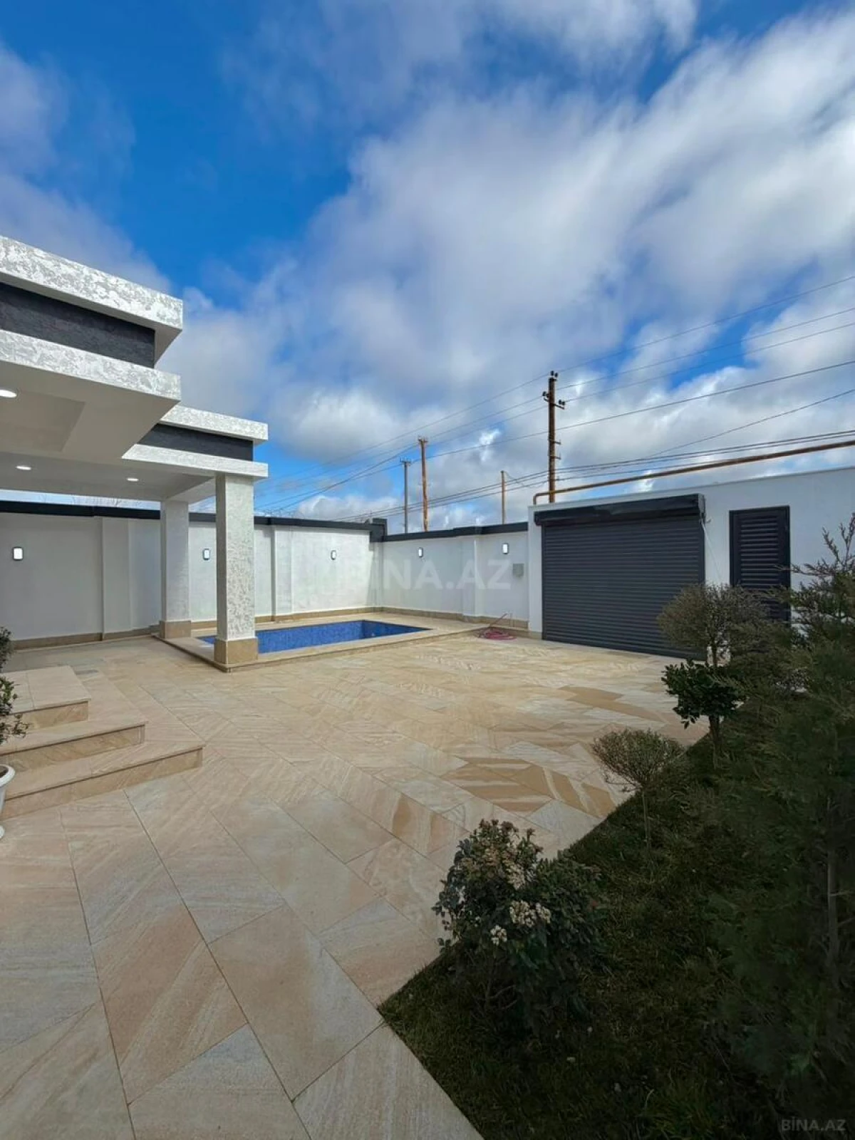 Satılır 4 otaqlı həyət evi 120 m²