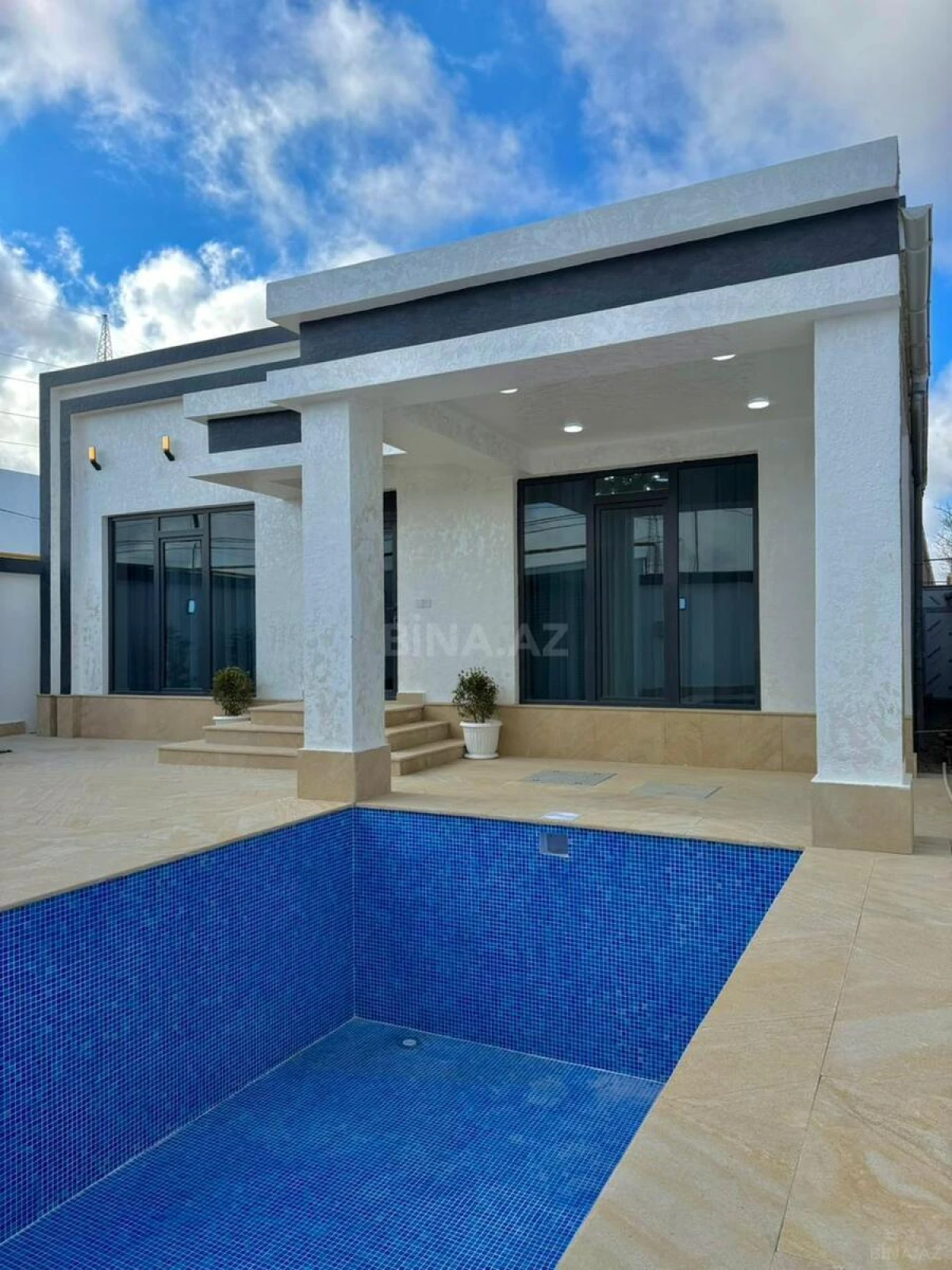 Satılır 4 otaqlı həyət evi 120 m²