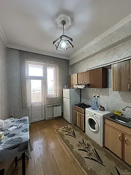 Satılır 2 otaqlı mənzil 64 m²
