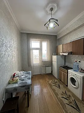 Satılır 2 otaqlı mənzil 64 m²
