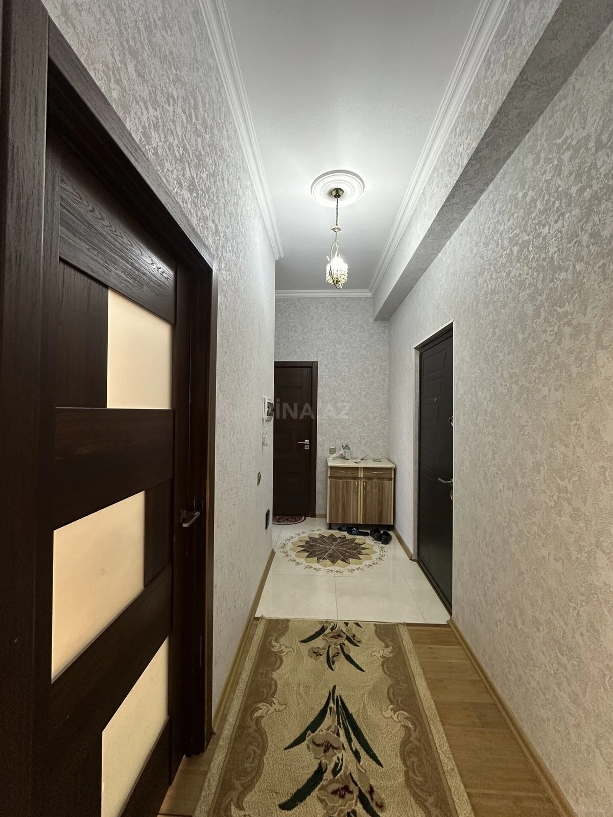 Satılır 2 otaqlı mənzil 64 m²