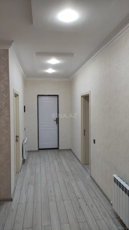 Satılır 6 otaqlı həyət evi 211 m²