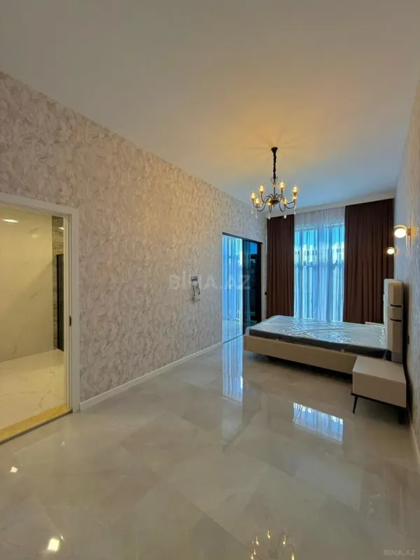 Satılır 4 otaqlı həyət evi 250 m²