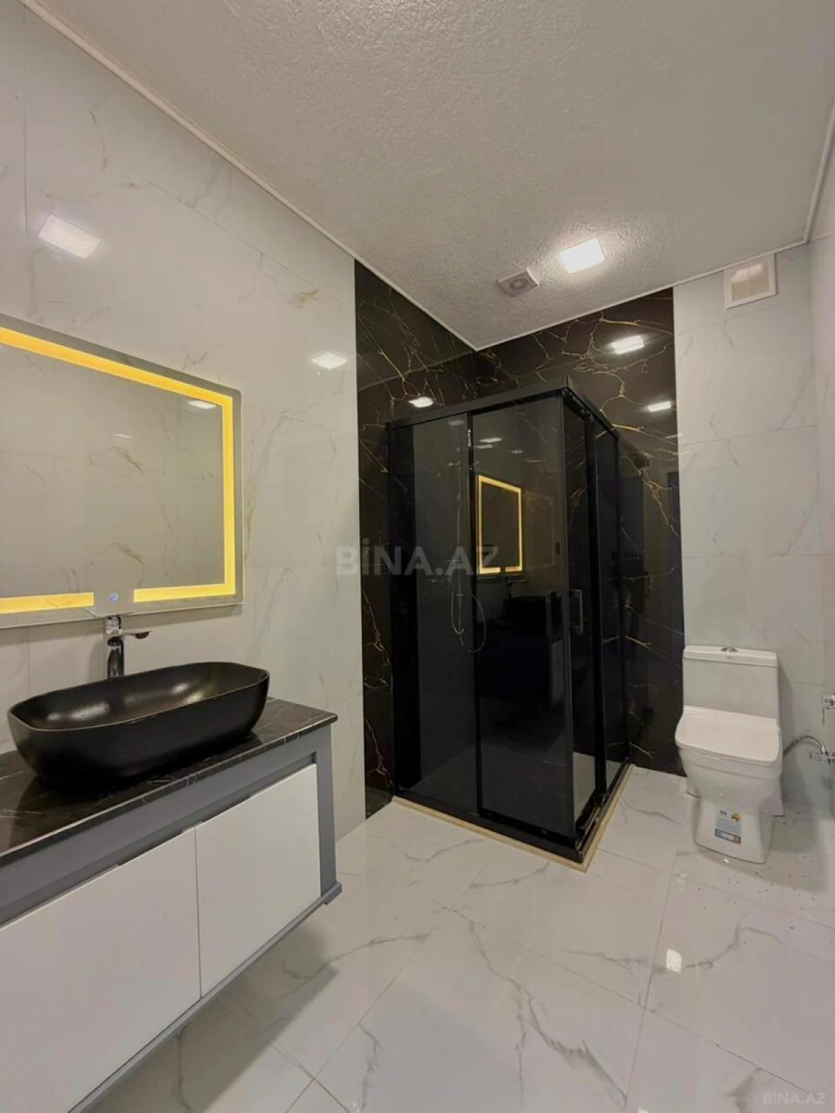 Satılır 4 otaqlı həyət evi 250 m²