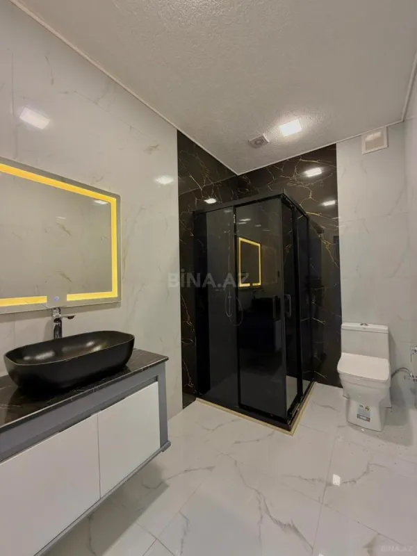Satılır 4 otaqlı həyət evi 250 m²