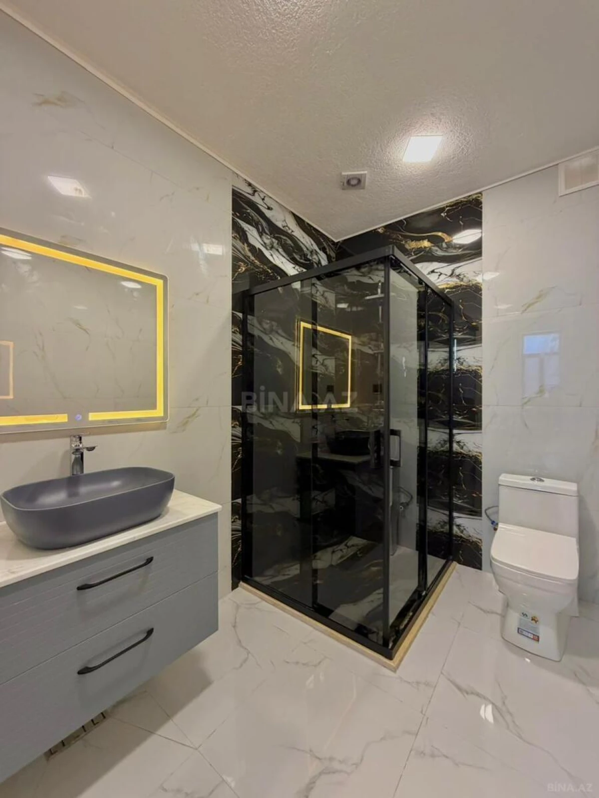 Satılır 4 otaqlı həyət evi 250 m²