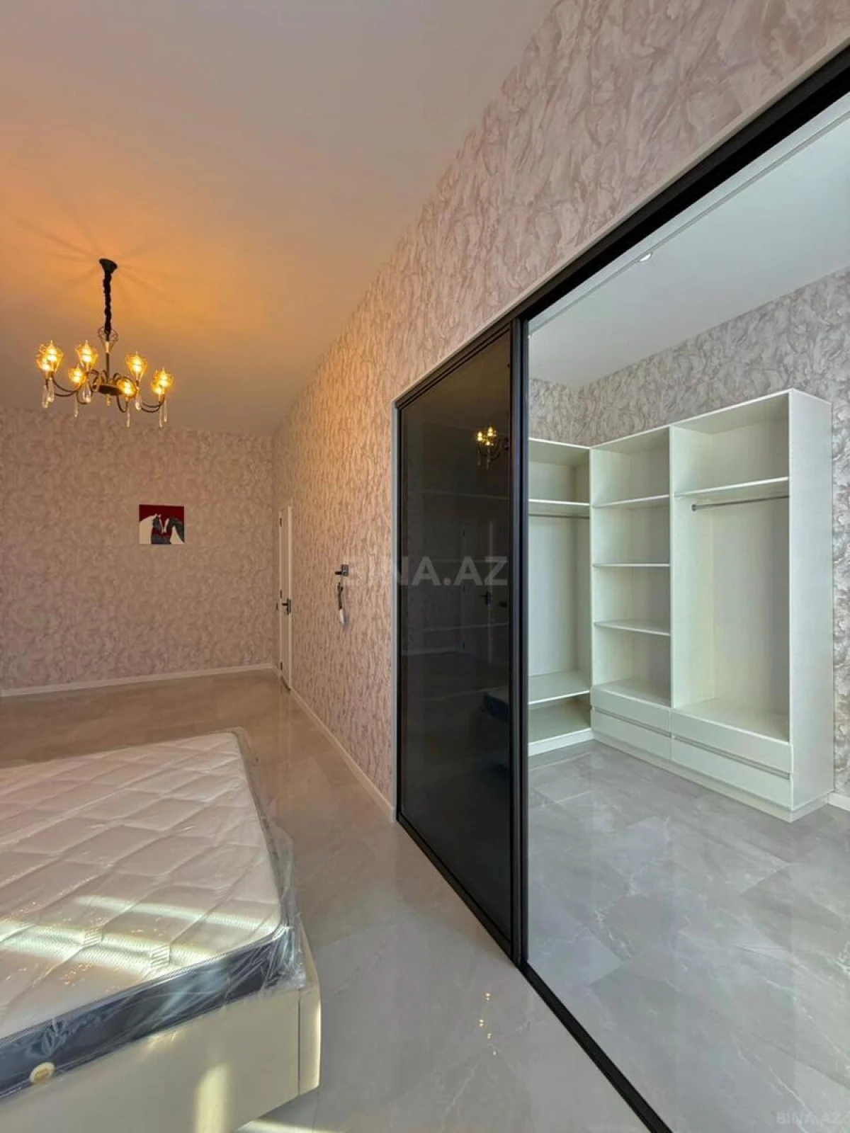 Satılır 4 otaqlı həyət evi 250 m²