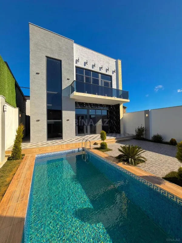 Satılır 4 otaqlı həyət evi 250 m²