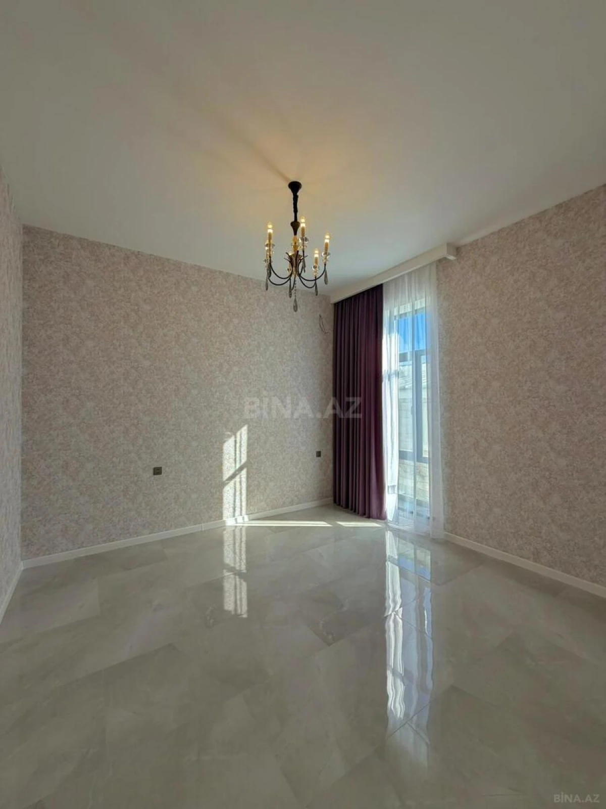 Satılır 4 otaqlı həyət evi 250 m²