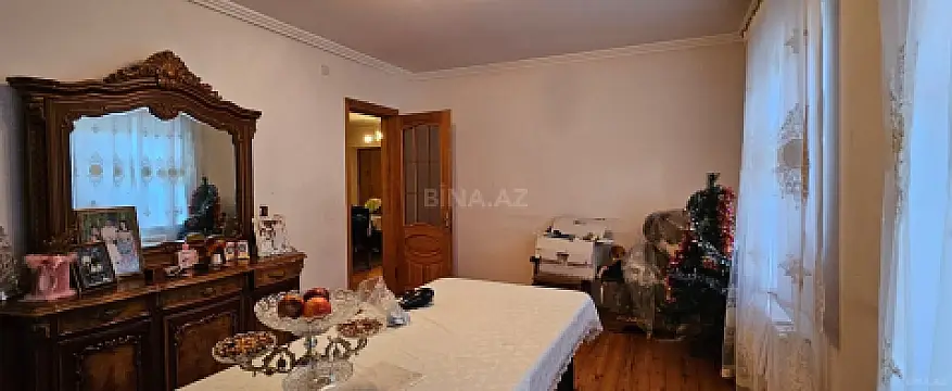 Satılır 5 otaqlı həyət evi 170 m²
