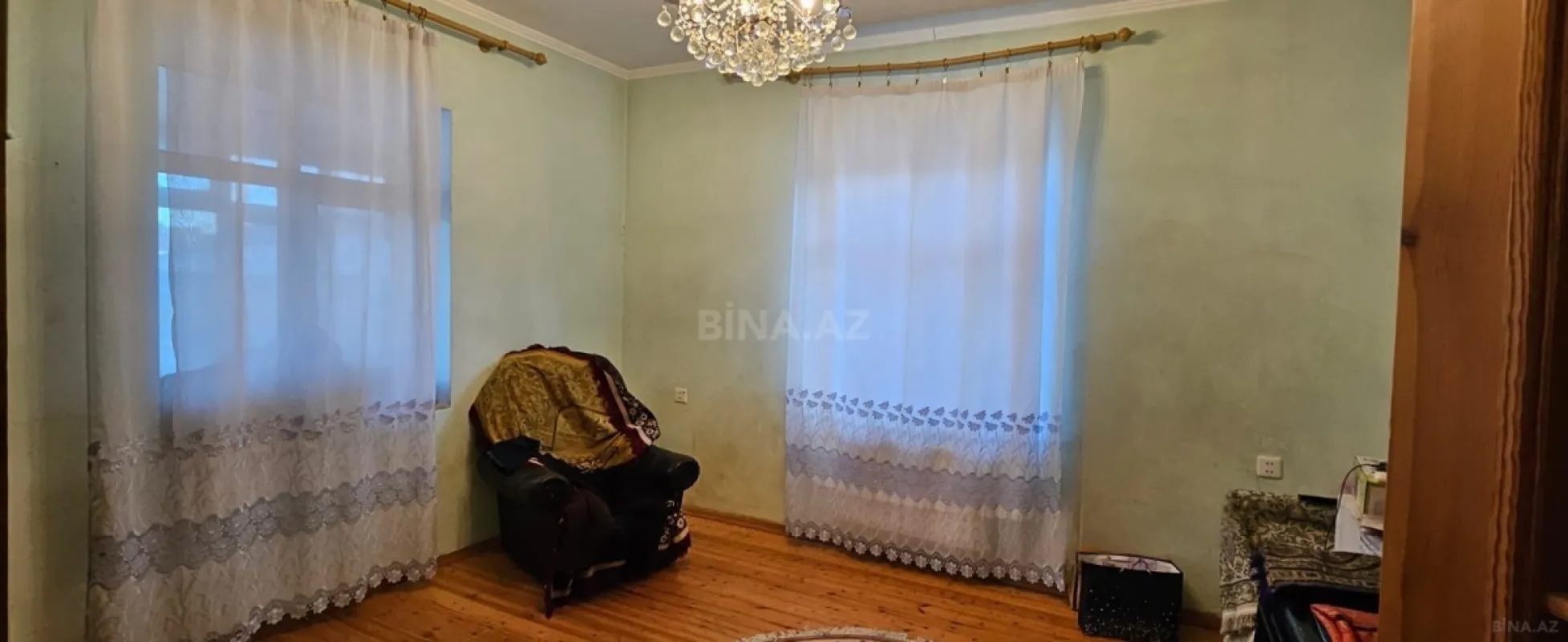 Satılır 5 otaqlı həyət evi 170 m²