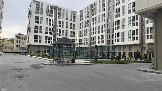 Satılır 3 otaqlı mənzil 75 m²