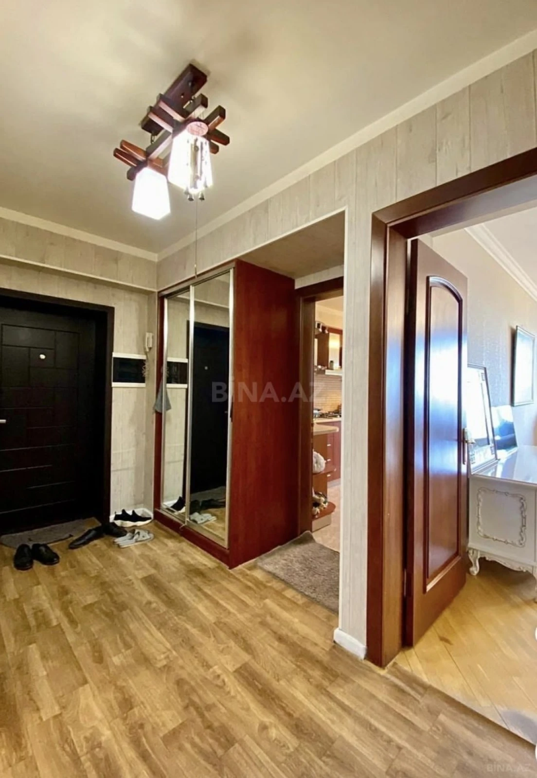 Kirayə verilir 3 otaqlı mənzil 92 m²