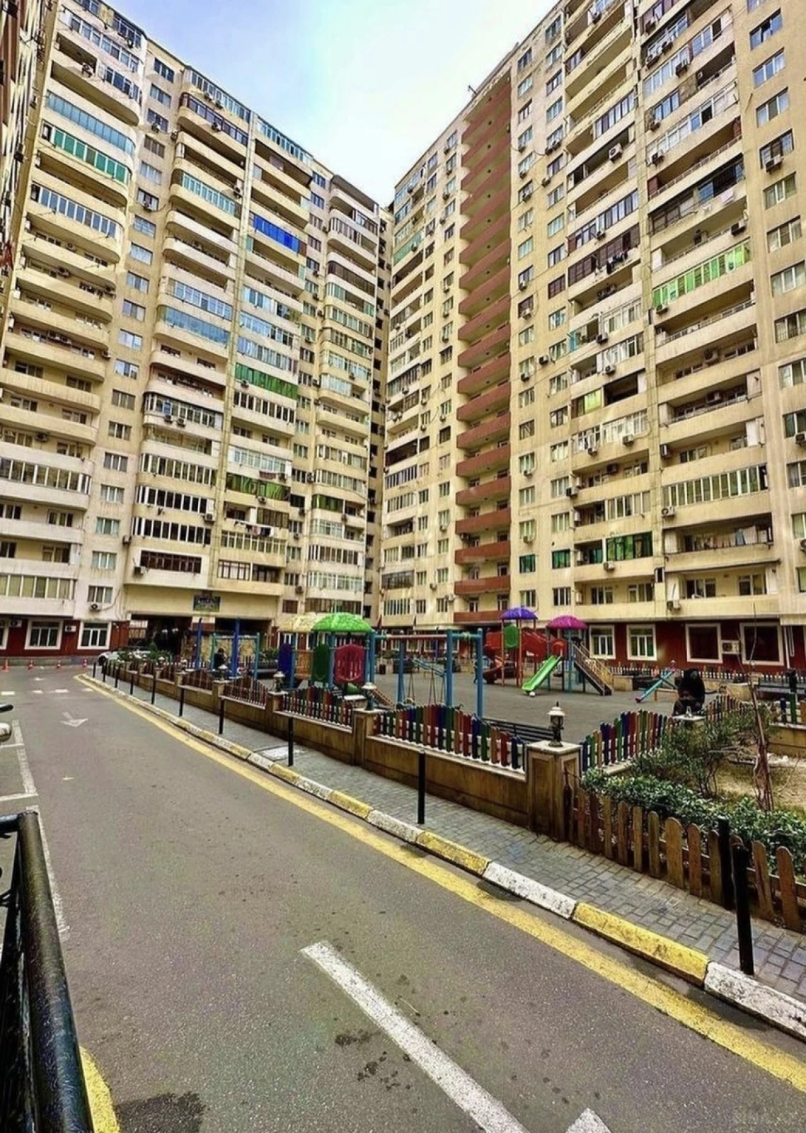 Kirayə verilir 3 otaqlı mənzil 92 m²