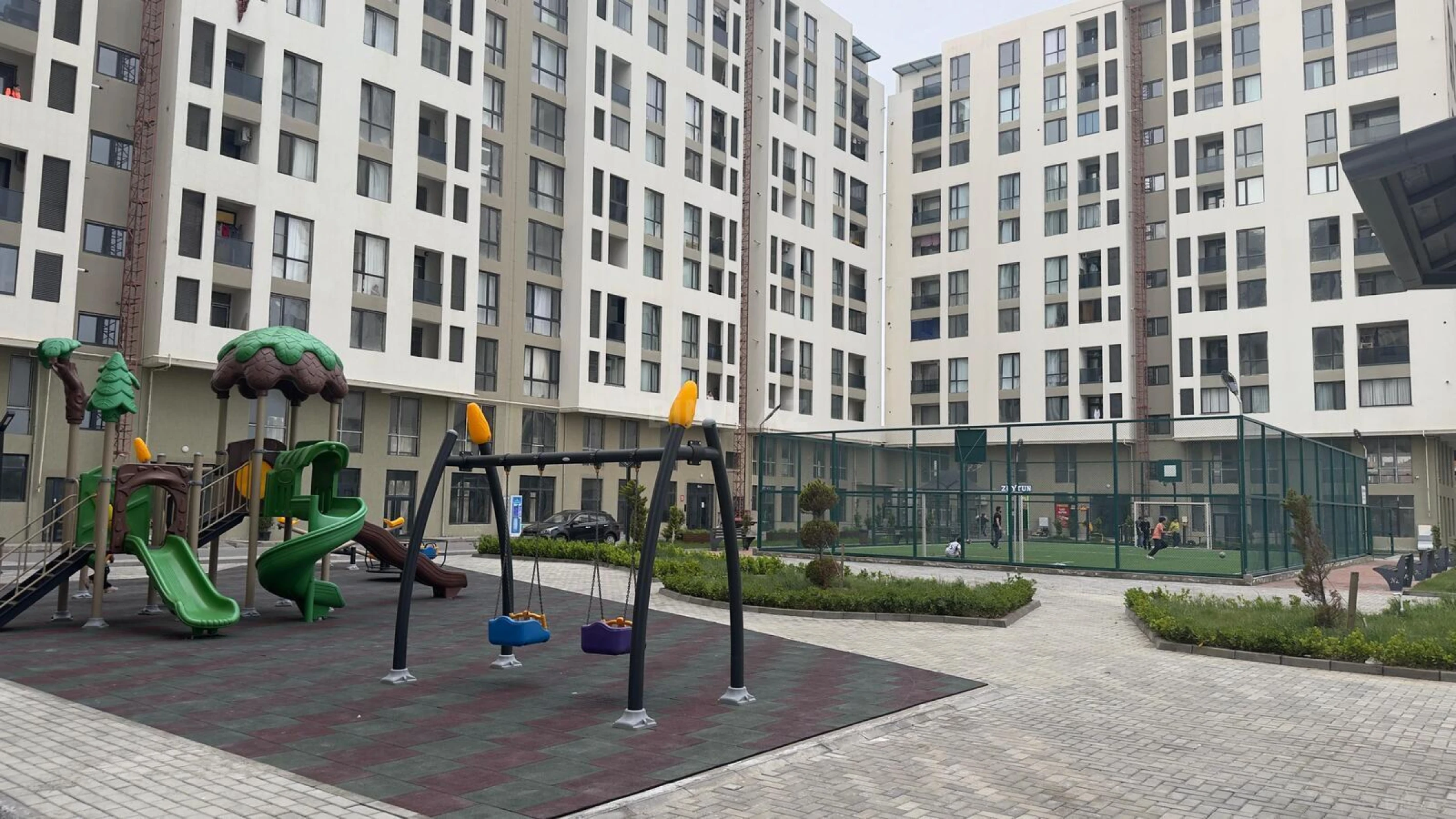 Satılır 2 otaqlı mənzil 75 m²