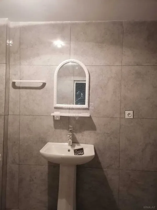Satılır 2 otaqlı mənzil 42 m²