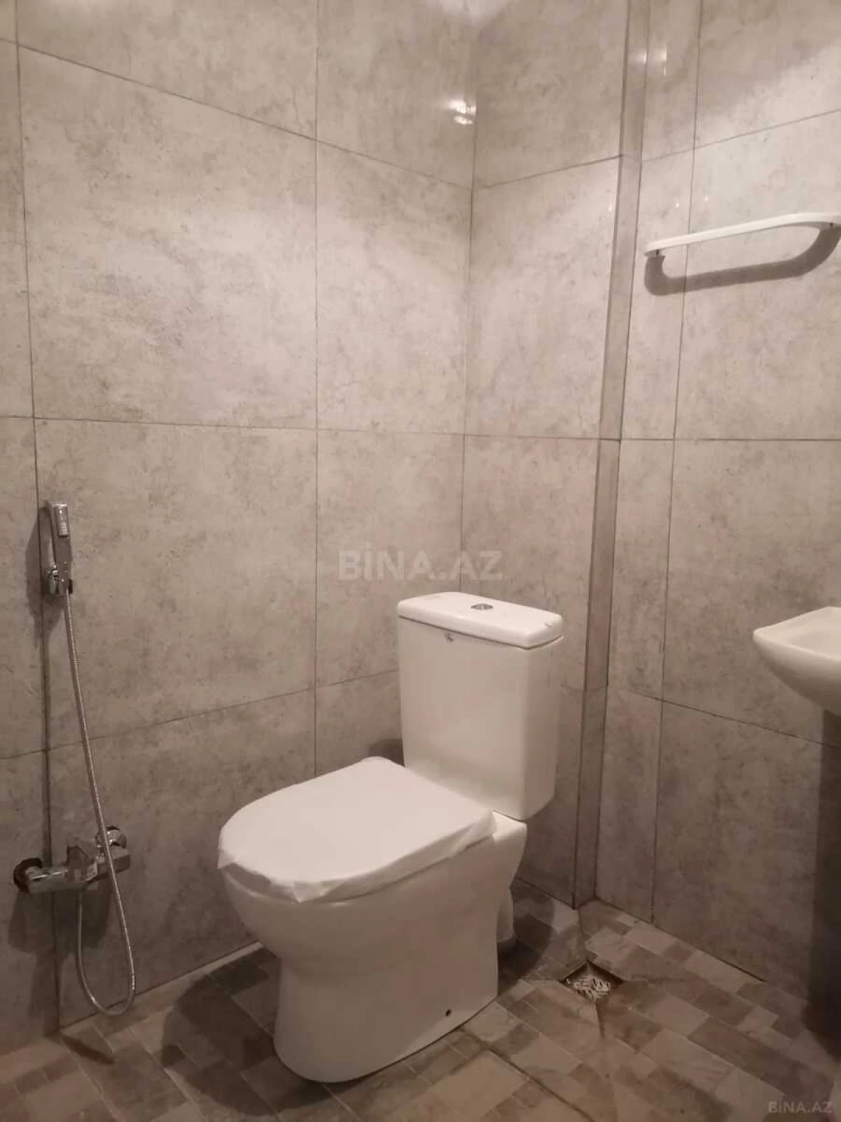 Satılır 2 otaqlı mənzil 42 m²