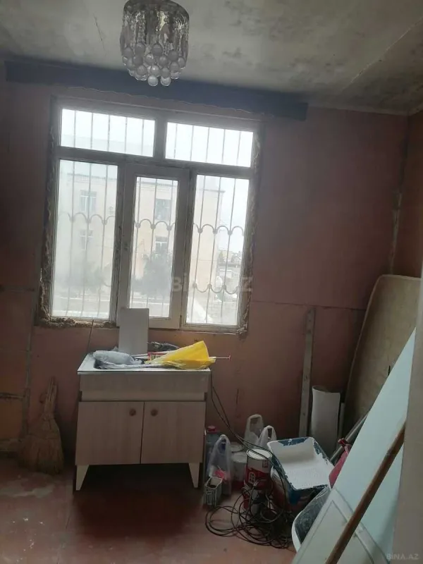 Satılır 2 otaqlı mənzil 42 m²