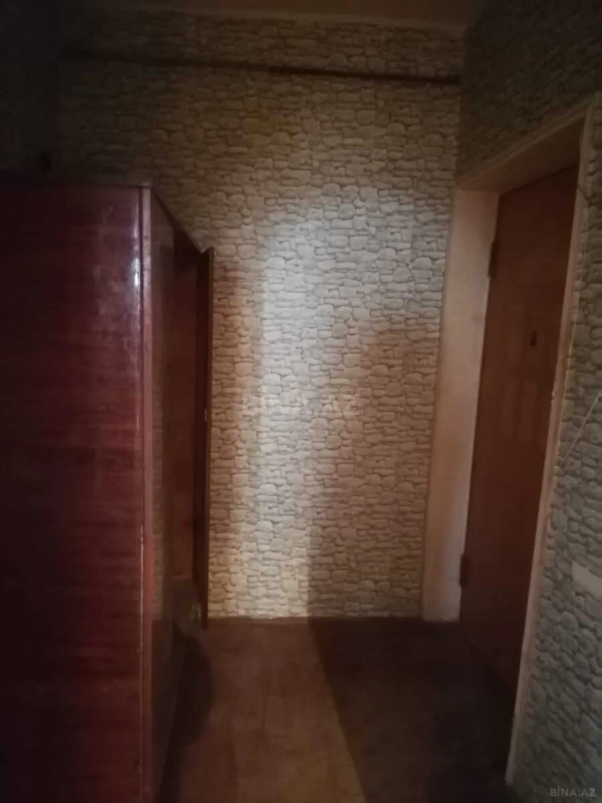 Satılır 2 otaqlı mənzil 42 m²