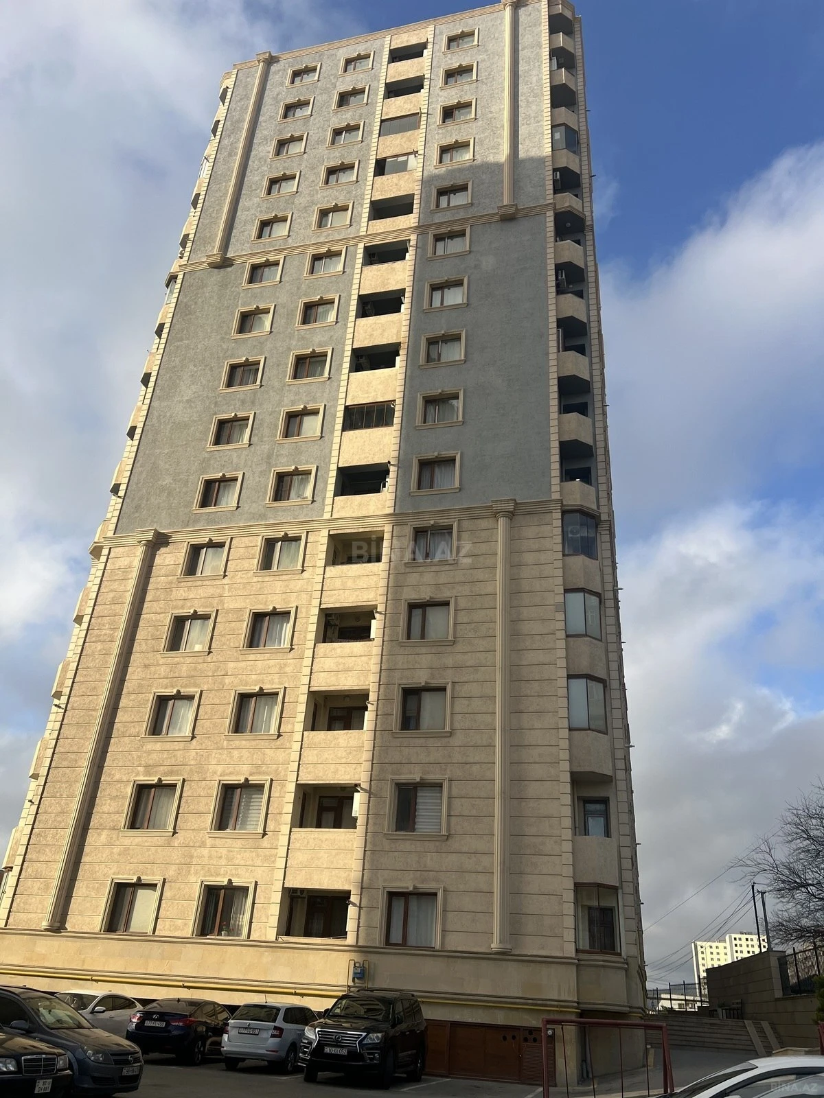 Satılır 3 otaqlı mənzil 86 m²