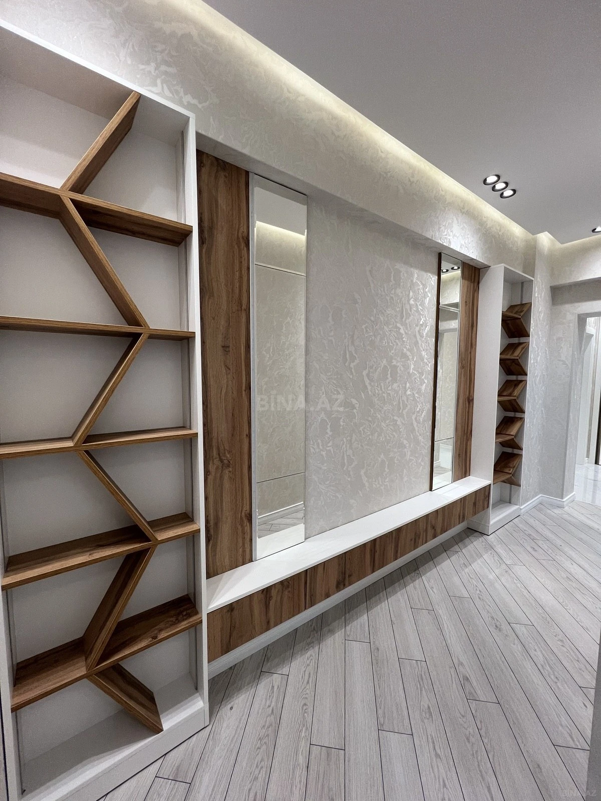 Satılır 3 otaqlı mənzil 86 m²