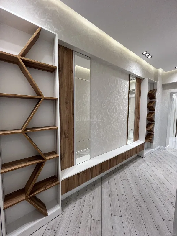Satılır 3 otaqlı mənzil 86 m²