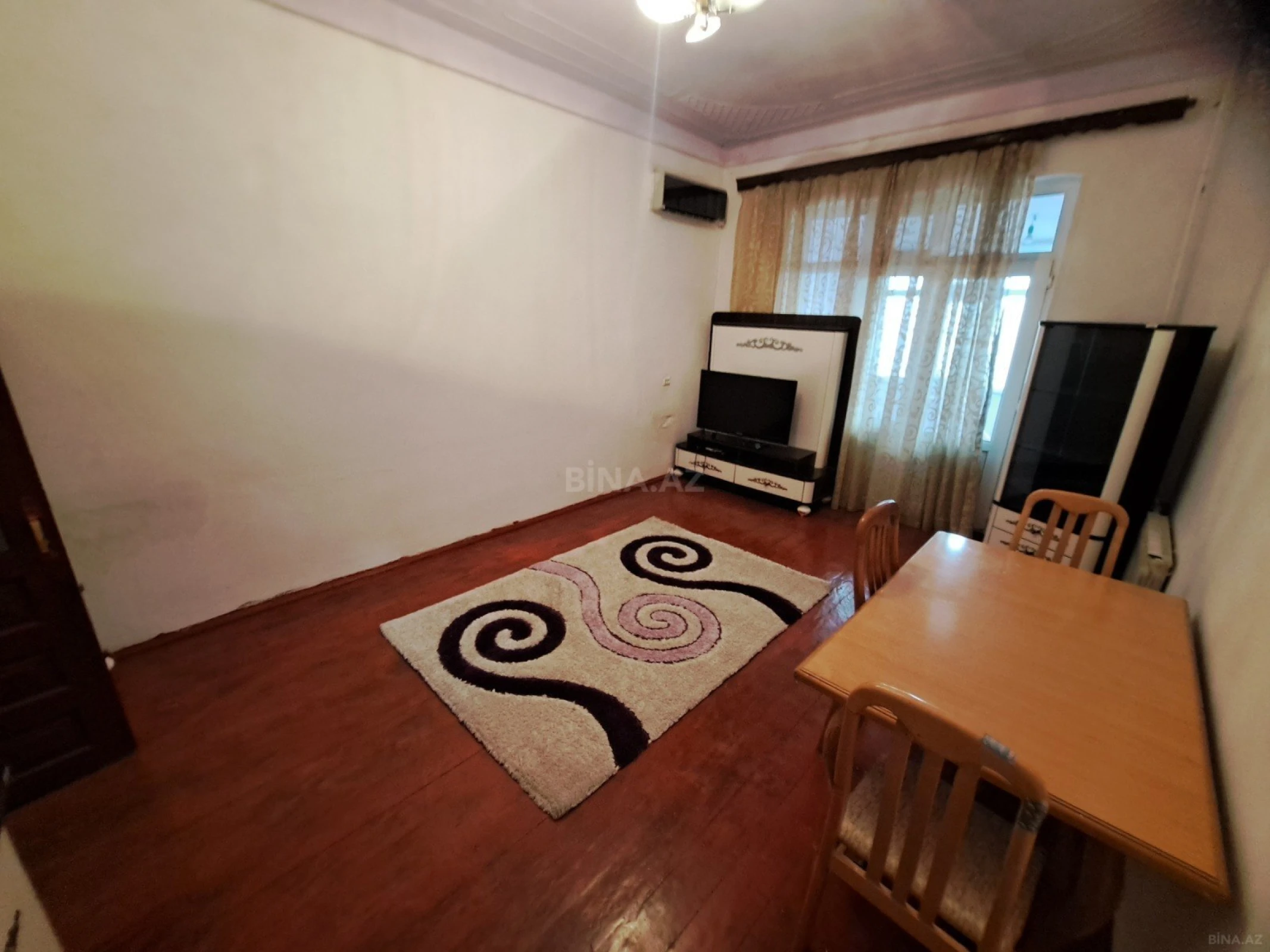 Kirayə verilir 2 otaqlı mənzil 65 m²