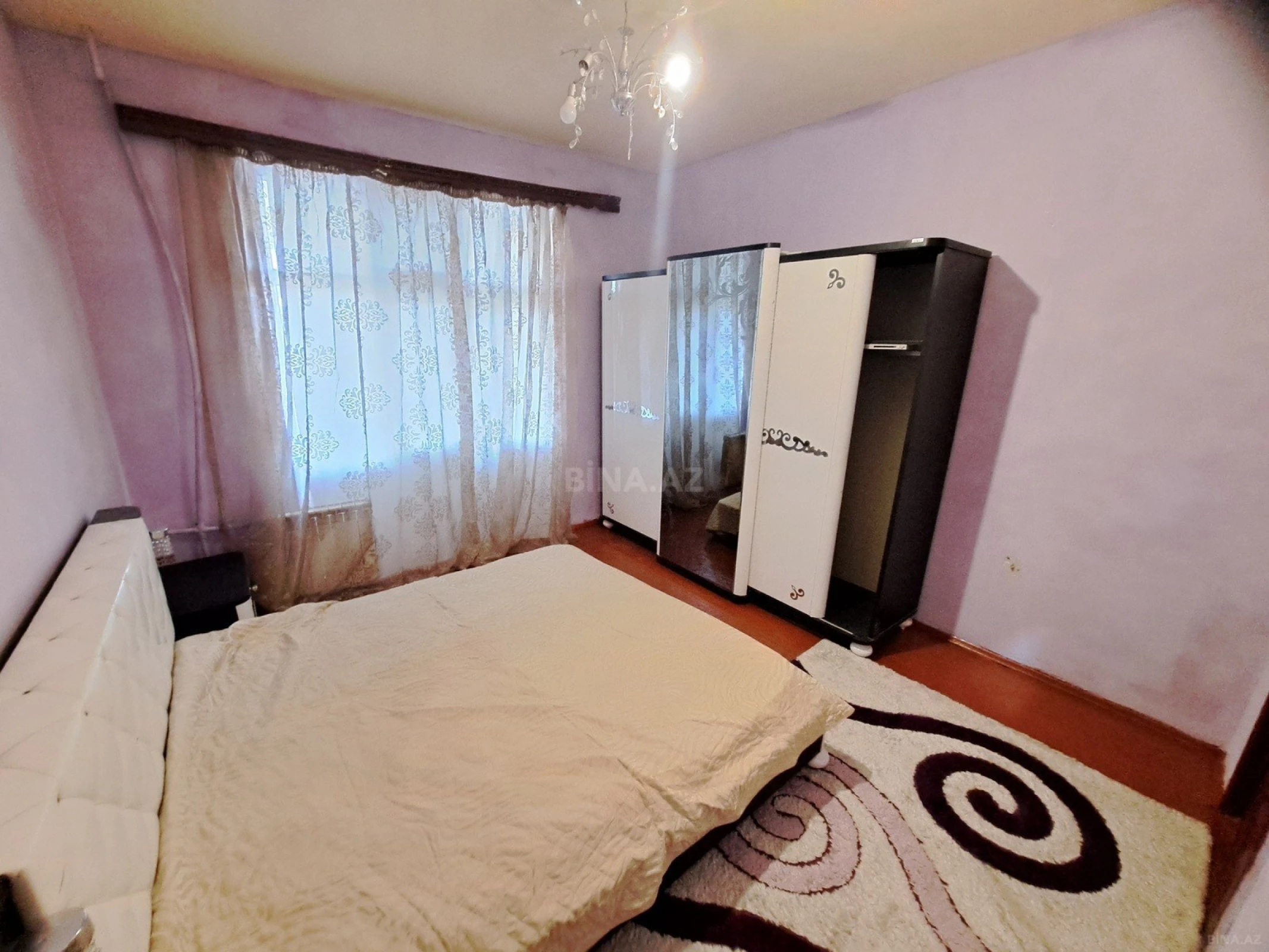 Kirayə verilir 2 otaqlı mənzil 65 m²