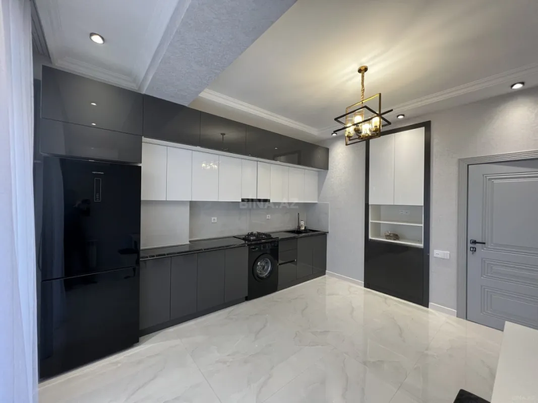 Kirayə verilir 2 otaqlı mənzil 87 m²