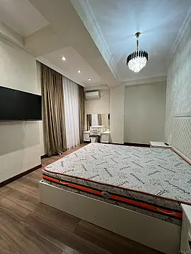 Kirayə verilir 2 otaqlı mənzil 87 m²