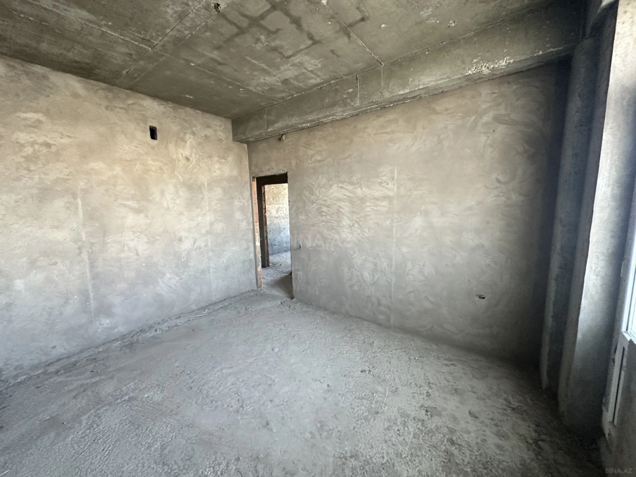 Satılır 3 otaqlı mənzil 100 m²