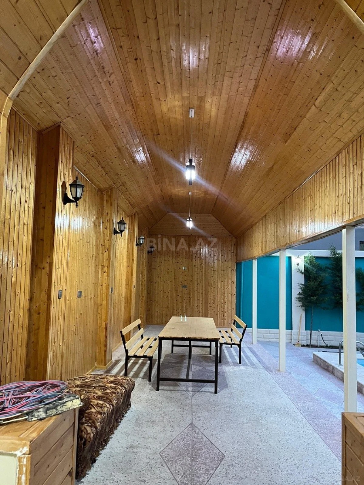 Kirayə verilir 5 otaqlı həyət evi 300 m²