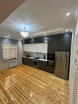 Kirayə verilir 5 otaqlı həyət evi 300 m²