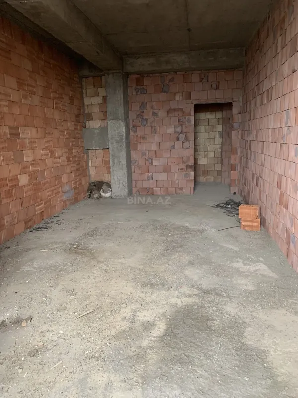 Satılır 2 otaqlı mənzil 72 m²