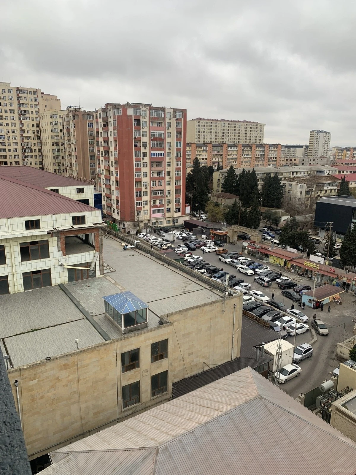 Satılır 2 otaqlı mənzil 72 m²