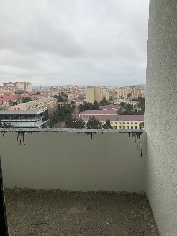 Satılır 2 otaqlı mənzil 72 m²
